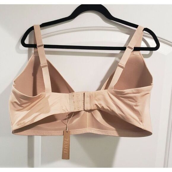 Skims Wireless Plunge Bra - Color‎ Mica - Size 44DDDD - Picture 2 of 4